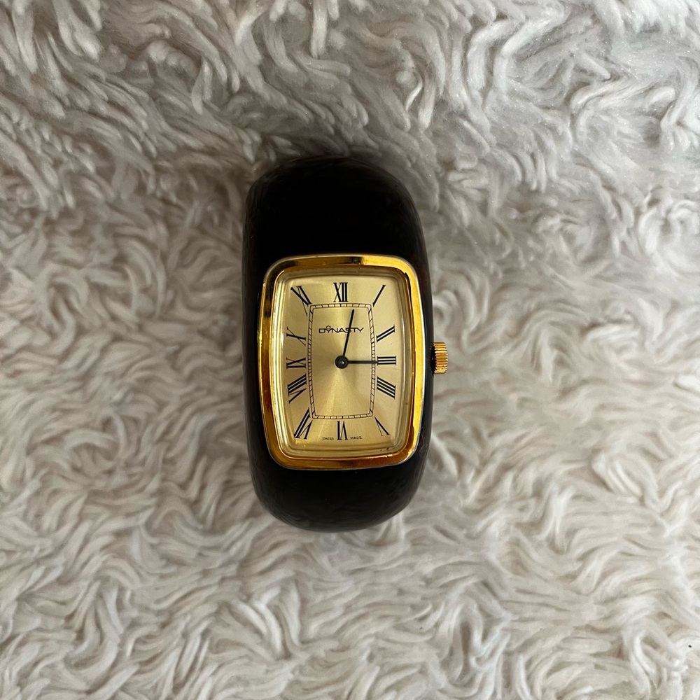 Vintage Very Rare  Crown Royal Dynasty Bakelite Watch — Not Currently Running